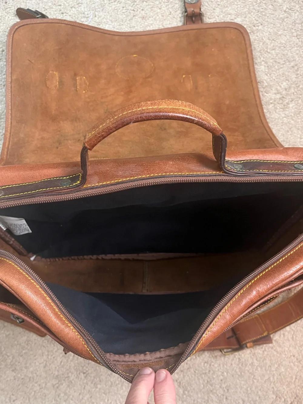 Vintage Eddie Bauer Leather Messenger Bag Briefcase Classic Timeless Preppy Tan